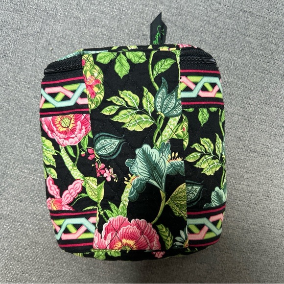 Vera Bradley Tote and Pouch Set - Picture 13 of 15